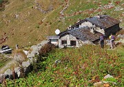 70 La bella Casera Azzaredo (1750 m) baciata dal sole